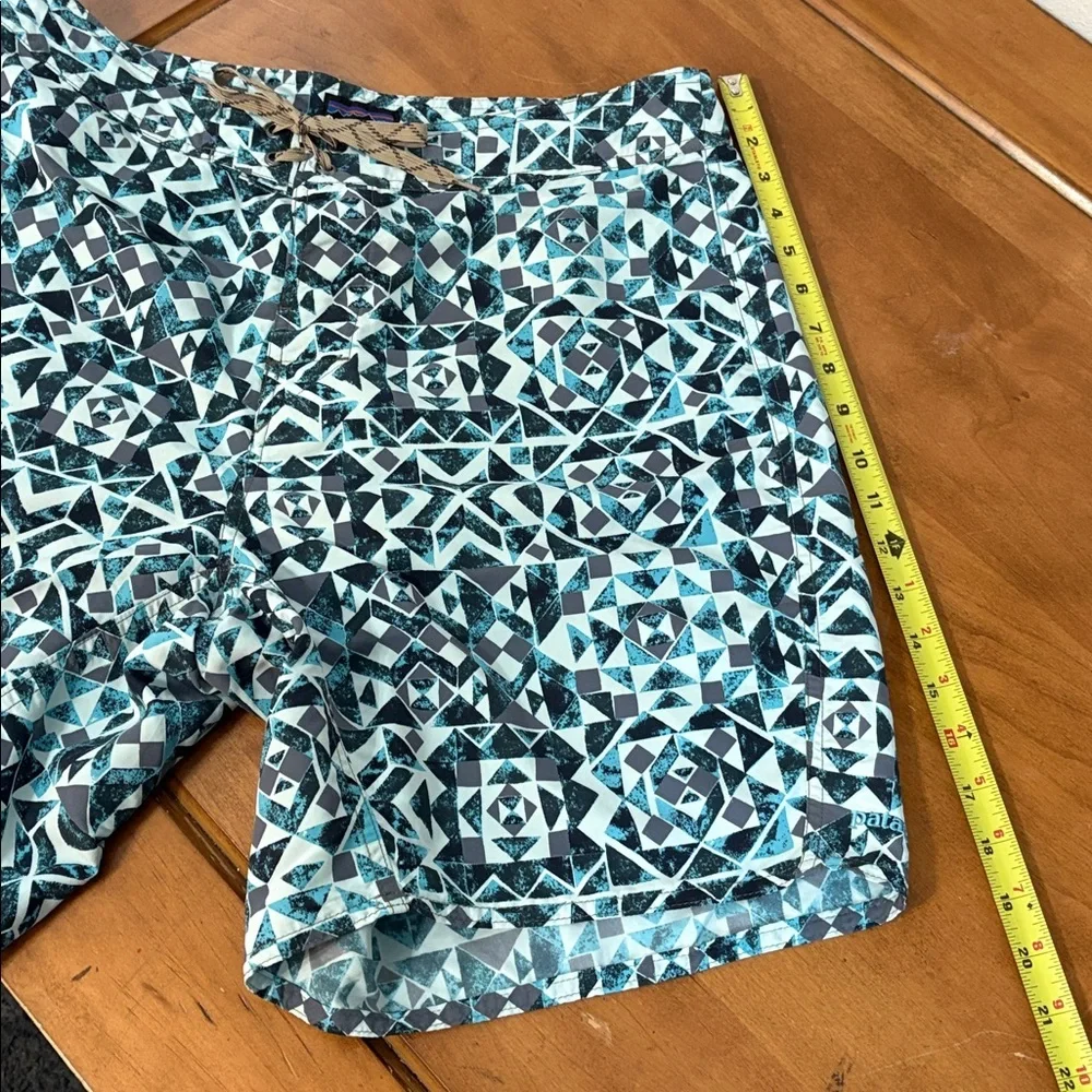 Patagonia Men's Blue Geometric Board Shorts Size 34